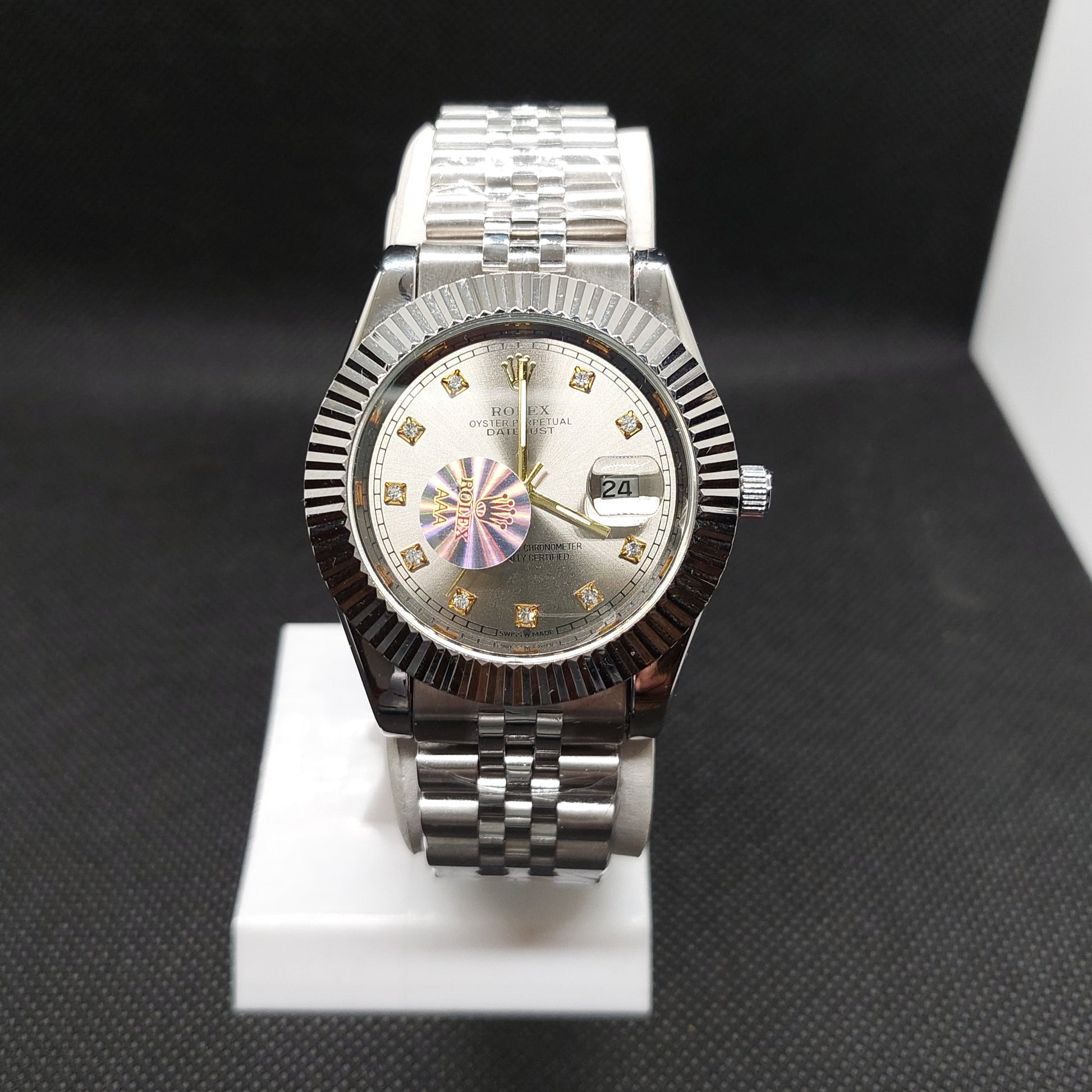 Rolex Date Oyster Perpetual - Silver Chain  - Cut Silver Case & Silver Dial - Saturn Watches