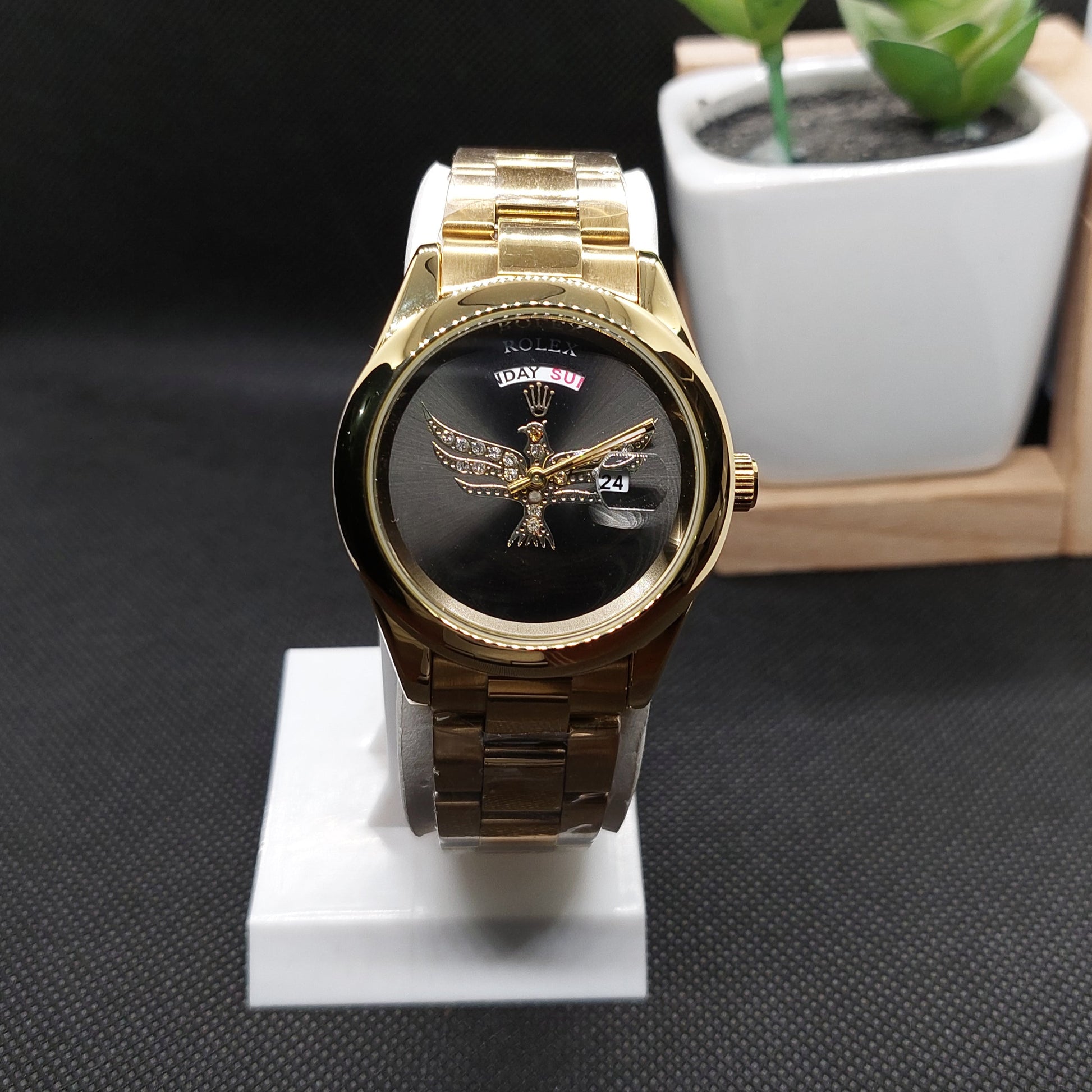 Rolex Stone Eagle in Dial Day-Date - Gold Chain - Gold Case & Black Dial - Saturn Watches